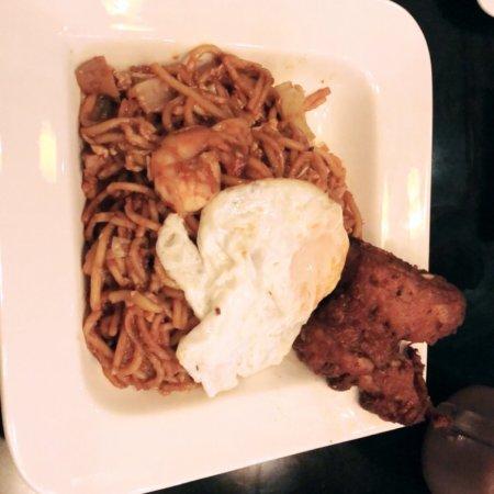 Kravings Resto & Cafe